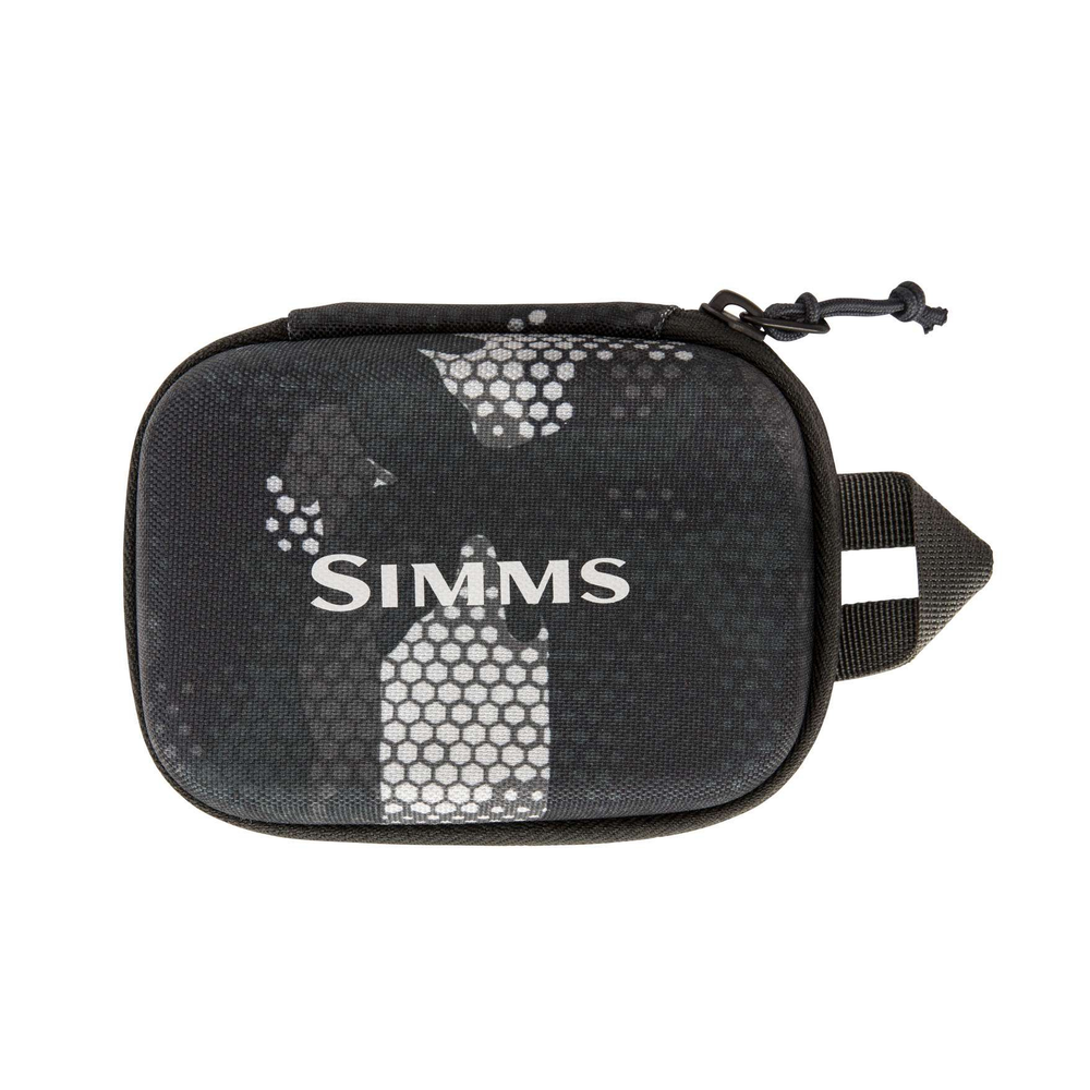 Simms Fish Whistle, Hex FloCamo Carbon