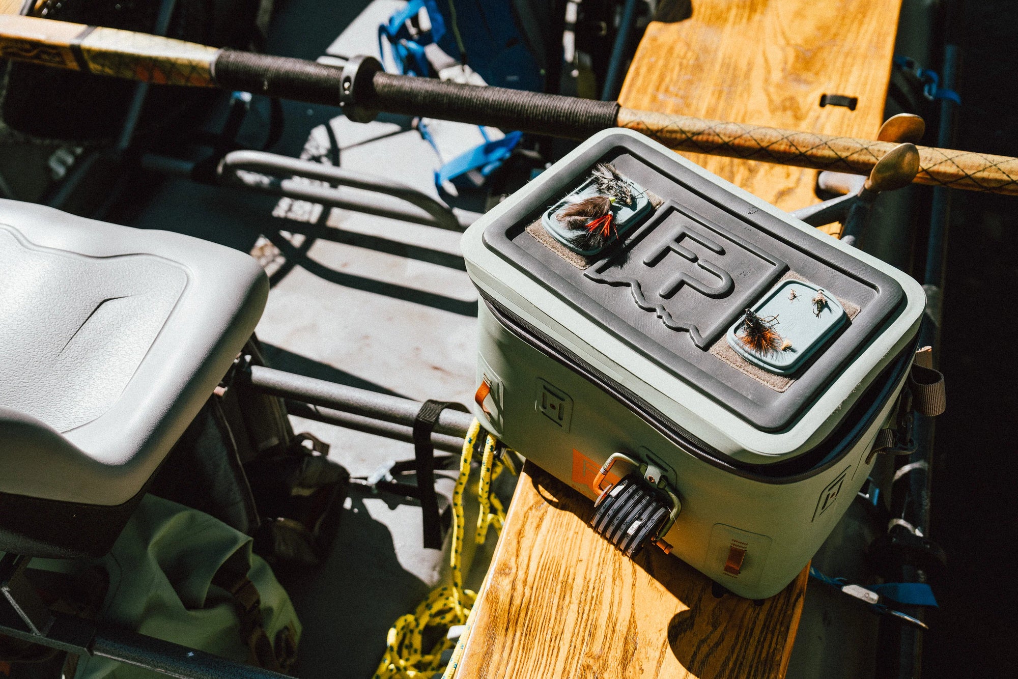 Tacky Grande Fly Dock MagPad