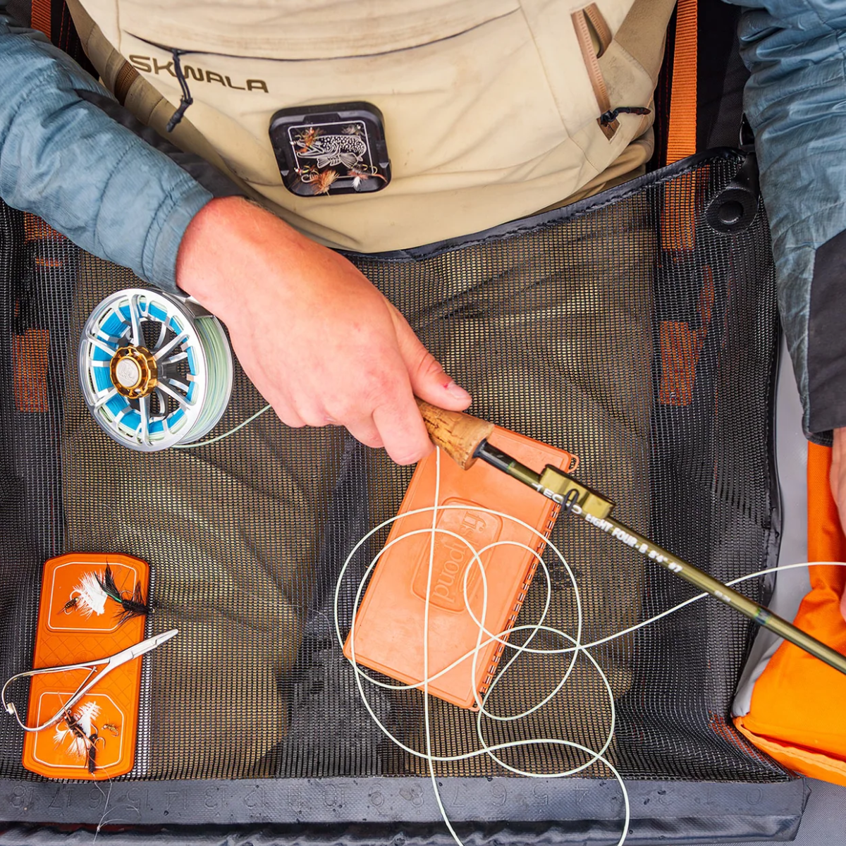 Cling Mag Grab Rod Holder